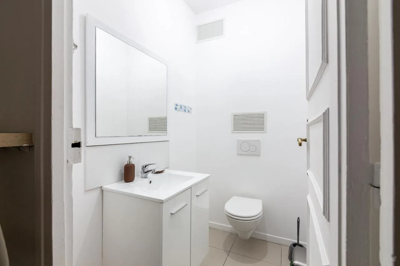 Apartment Luxurious 2 Bedroom Arc De Triomphe Grande Armee Paris