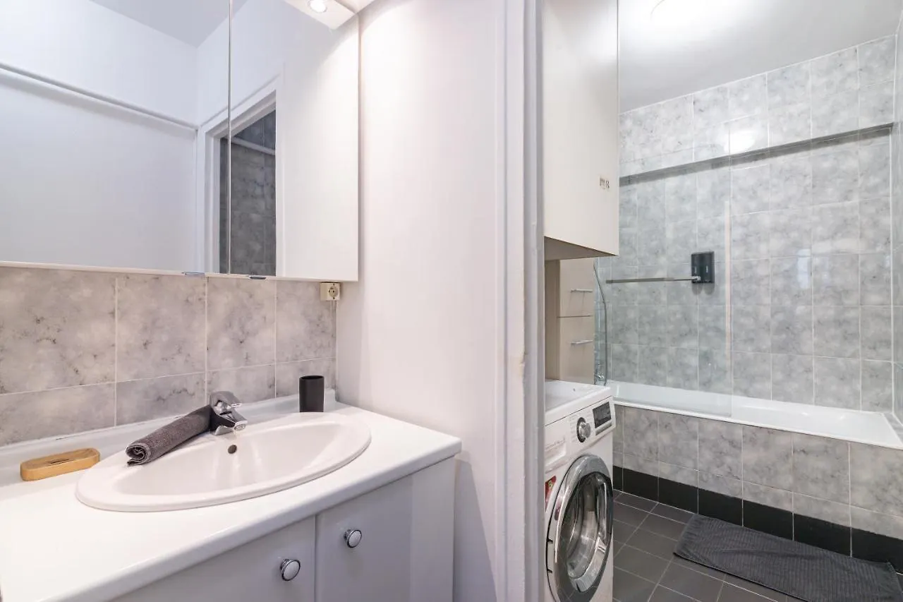 Luxurious 2 Bedroom Arc De Triomphe Grande Armee Παρίσι 0*,  Γαλλία